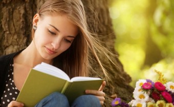 Чтение укрепляет психическое и физическое здоровье, пришли к выводу ученые из Оксфордского университета